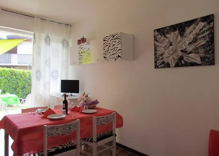 With Garden And Place Villa *