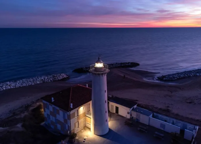 Villa With Garden And Place